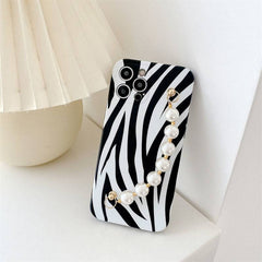 Zebra Print Case With White Pearl Chain