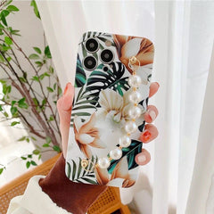 White Flower Green Leaves Case With White Pearl Chain