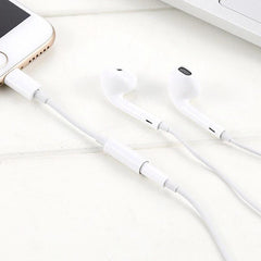 iPhone converter Lightning To Aux 100% original Plug Play Music Audio Earphone